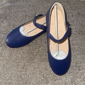 NEW Pandaninja Girls Mary Jane Flats Blue Flower Strap Big Kids Size 2